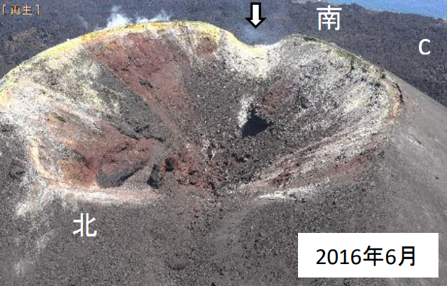 第１期活動終了後の西之島の火砕丘（2016年6月）